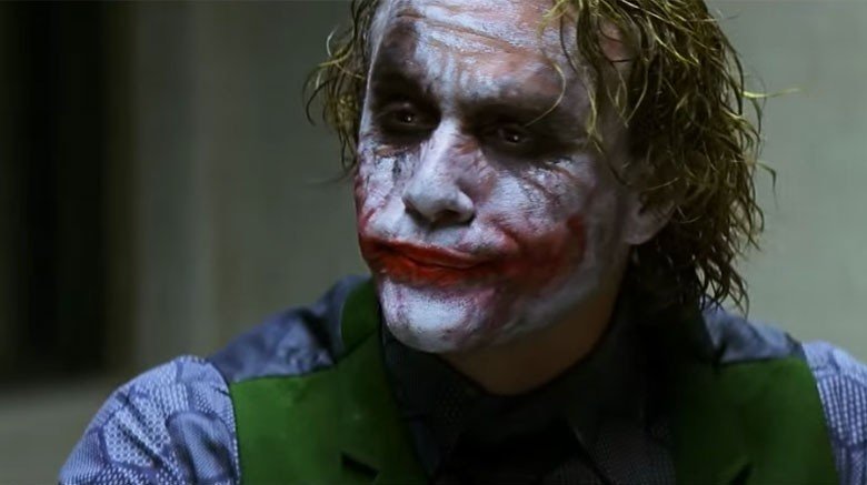 the-dark-knight-joker-heath-ledger-1556563005.jpg