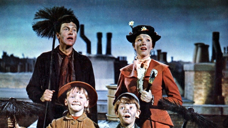 mary-poppins-returns-december-25-2018-1483724124.jpg